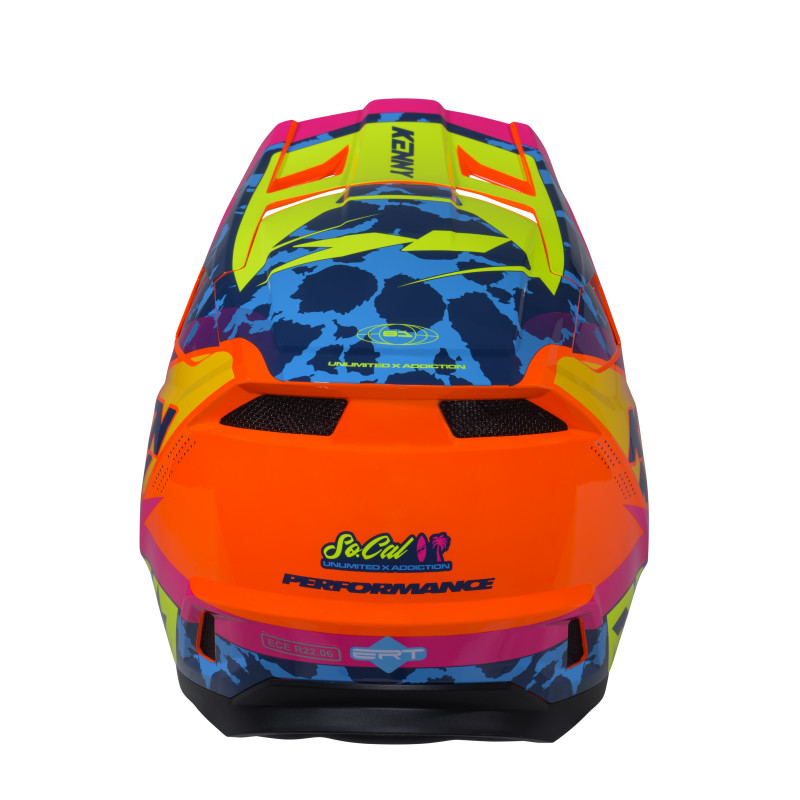 PERFORMANCE GRAPHIC + SOCAL HELMET