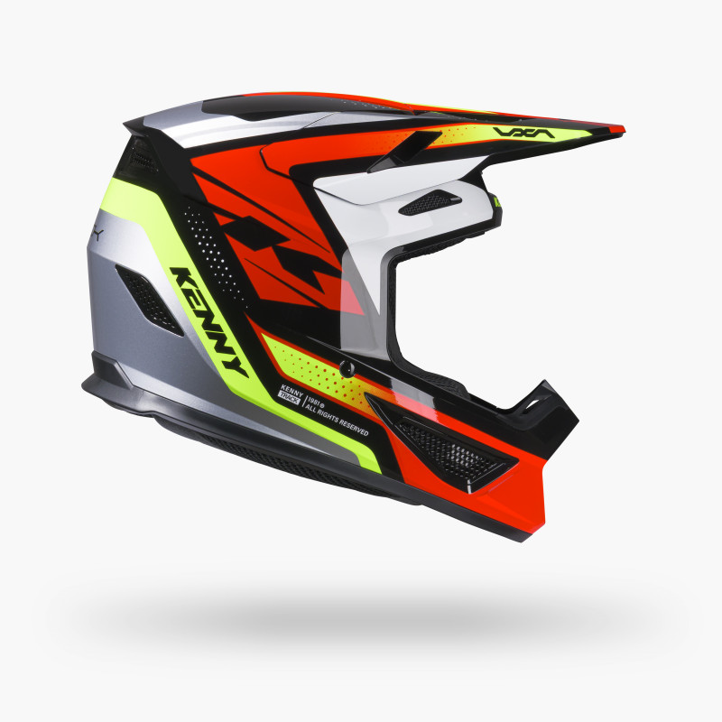 TRACK GRAPHIC + FOCUS RED HELMET