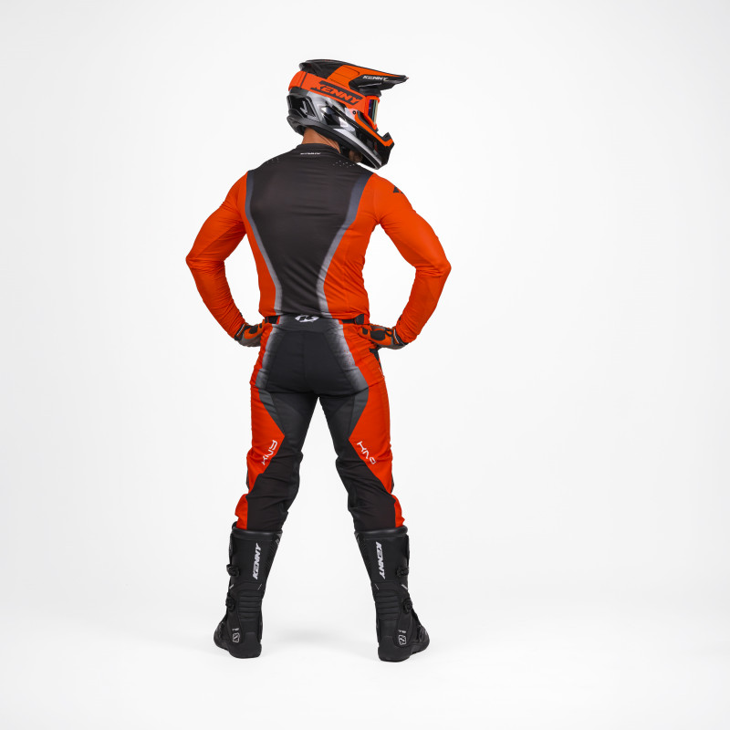 PERFORMANCE ORANGE
