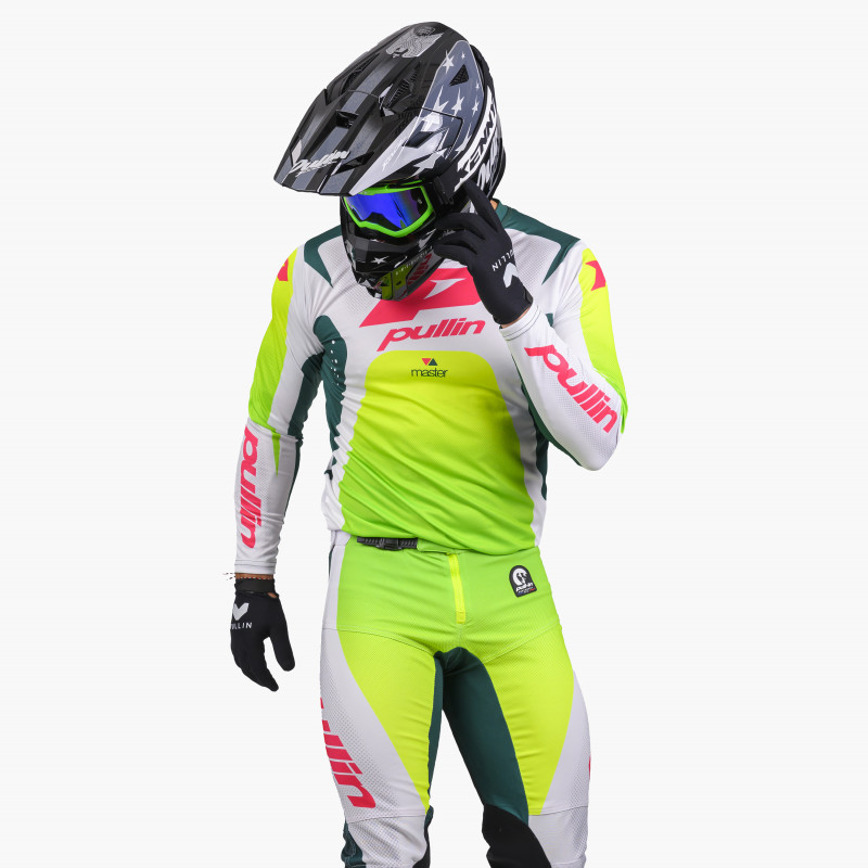 MASTER GREEN