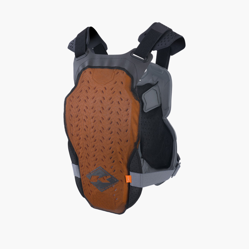 PERFORMANCE CHEST PROTECTOR