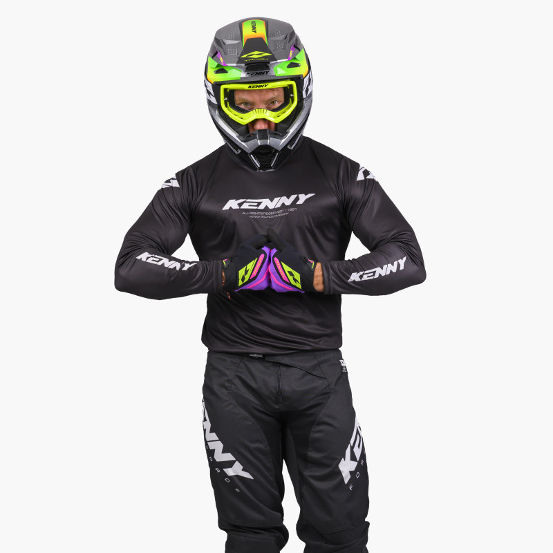 FORCE SOLID BLACK