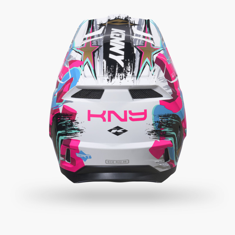 PERFORMANCE GRAPHIC + STAR