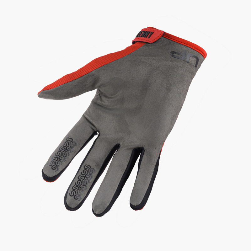 UP RED GLOVES
