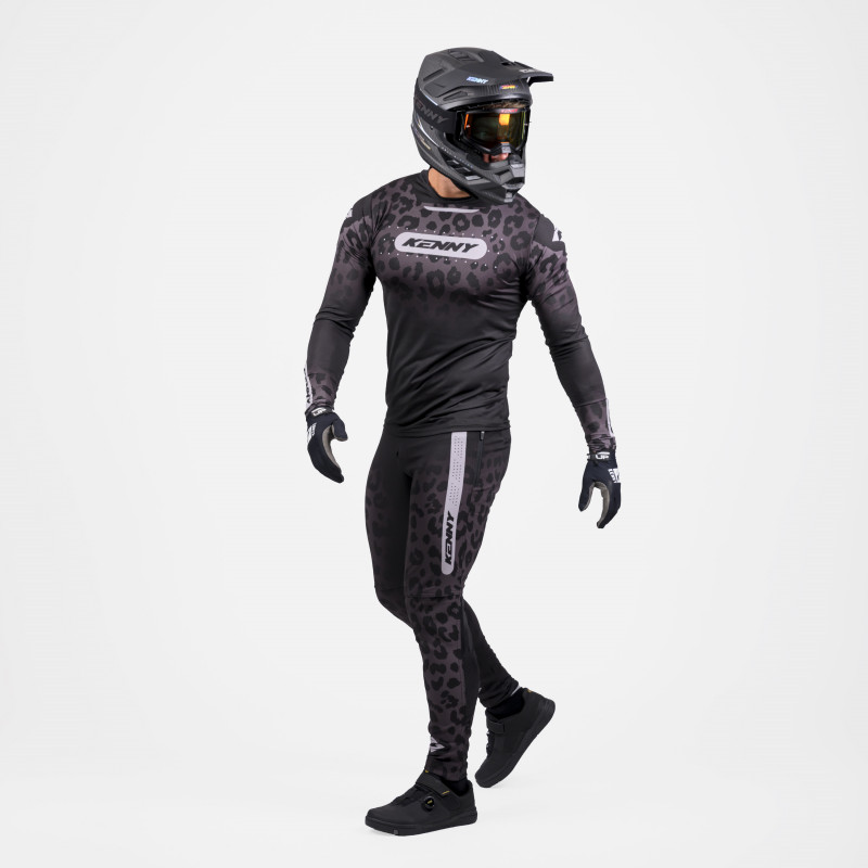 COMPRESSION LEOPARD
